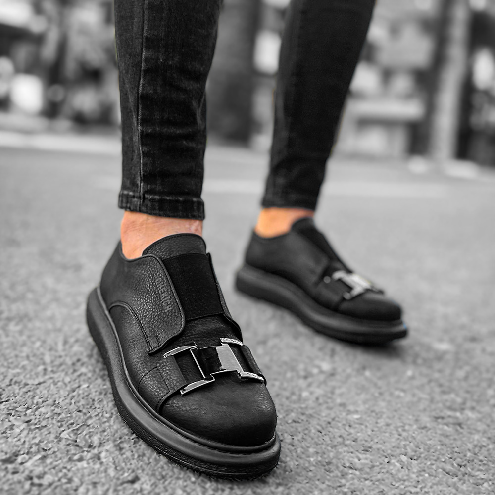 mens black air sneakers